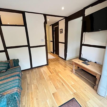 Swan House Tea Room And Bed & Breakfast Lydney Exterior foto